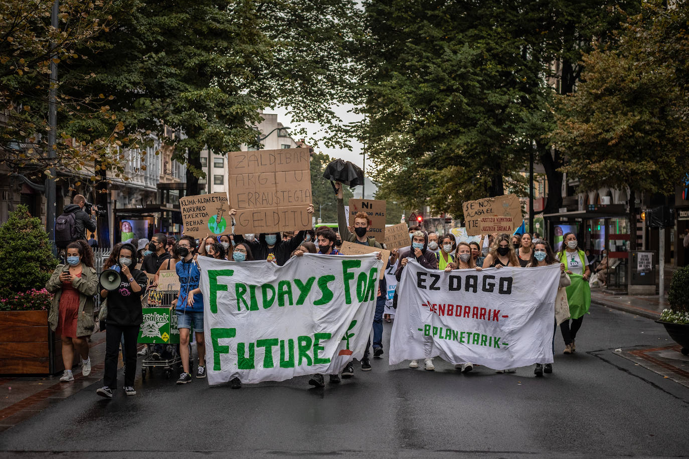 Fotos: Imágenes de la manifestación en Bilbao que busca combatir el cambio climático
