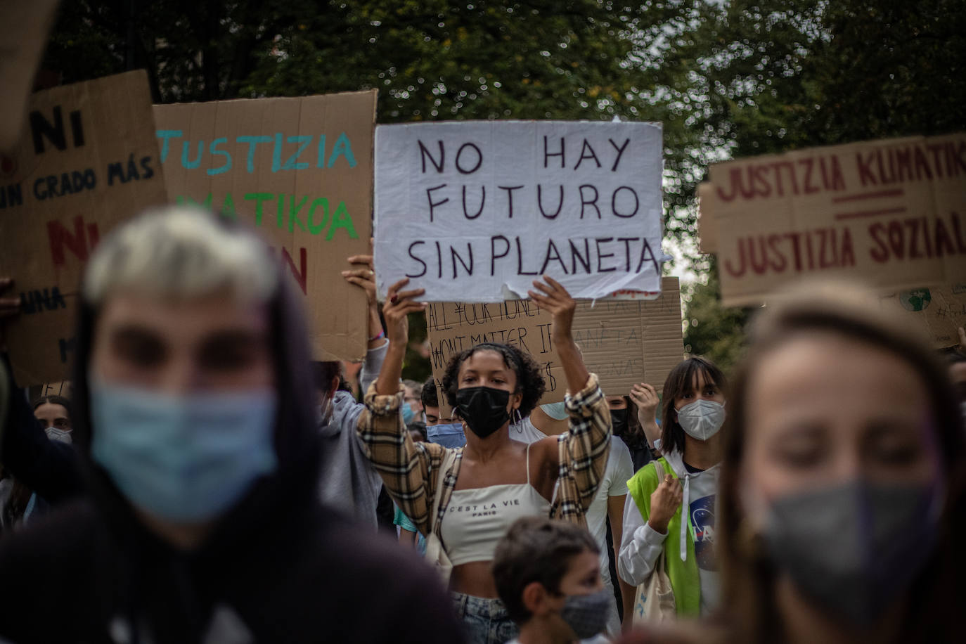 Fotos: Imágenes de la manifestación en Bilbao que busca combatir el cambio climático