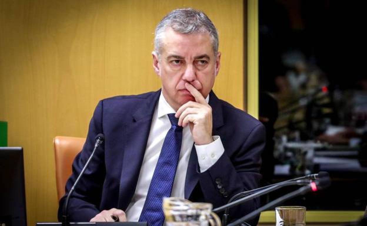 Urkullu dice que los «problemas políticos deben abordarse desde la política»