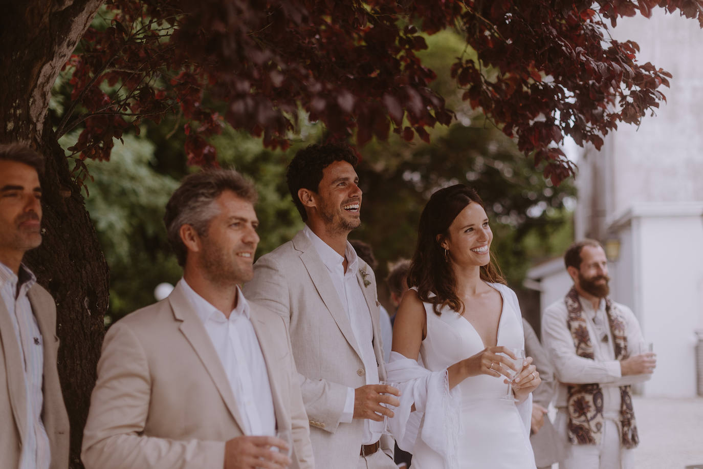 Fotos: La boda de ensueño en una isla francesa de Alazne, la modelo bilbaína del vestido sirena