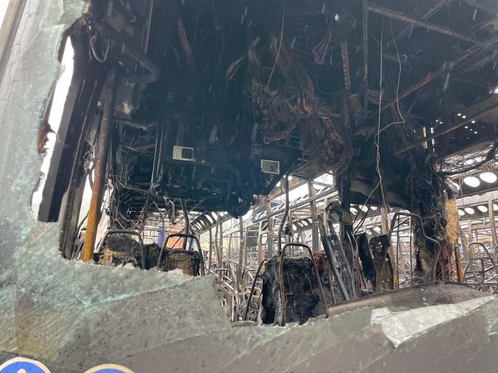 Fotos: Las imágenes de cómo ha quedado la flota de Bizkaibus calcinada