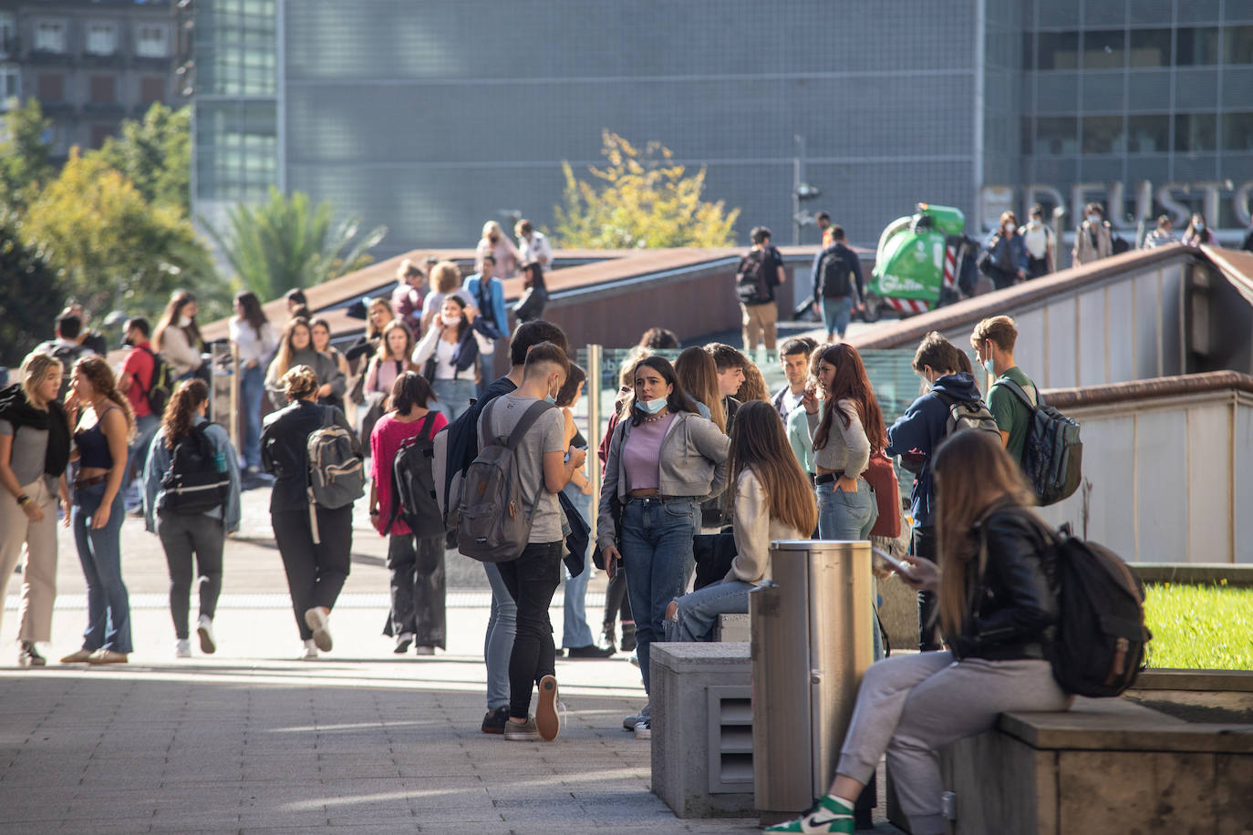 Fotos: Vuelta a la presencialidad en las universidades vascas