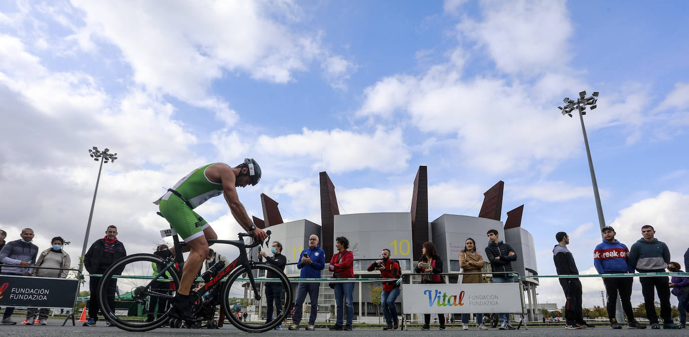 Fotos: Vitoria disfruta de su primer duatlón