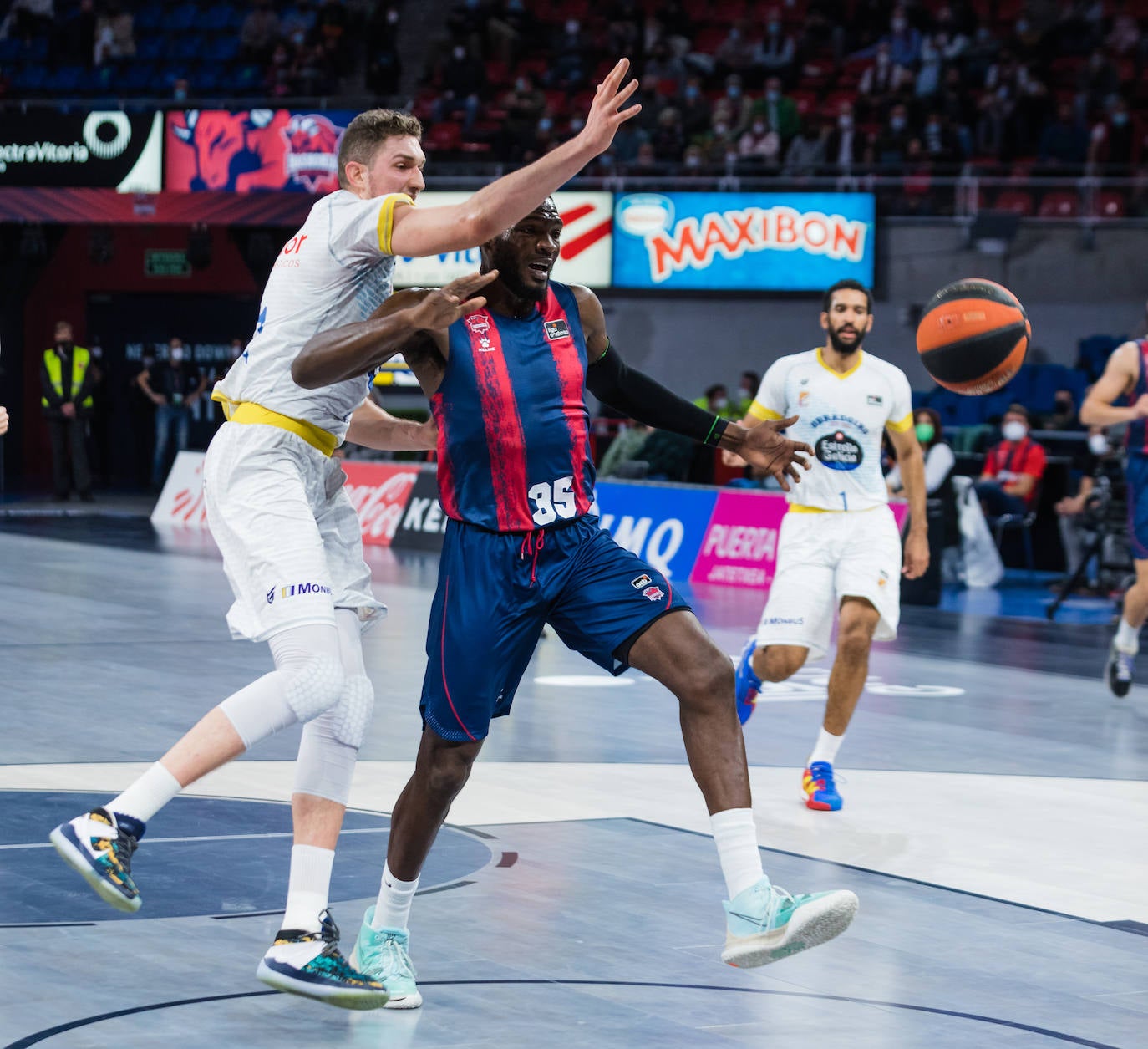 Fotos: Las mejores imágenes del Baskonia - Obradoiro