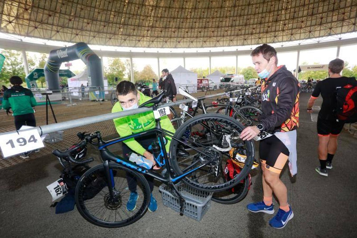 Fotos: Vitoria disfruta de su primer duatlón