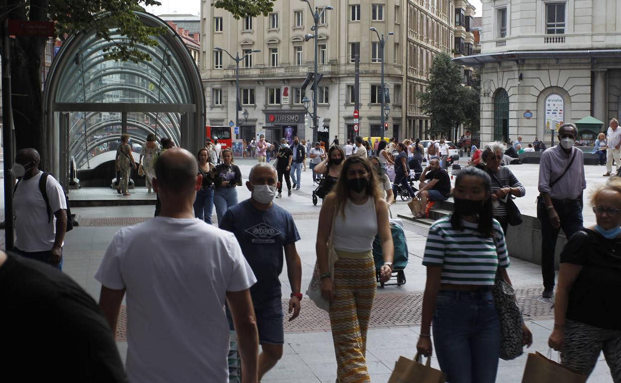 Ligero crecimiento de los contagios en Euskadi con 271 casos en los últimos tres días