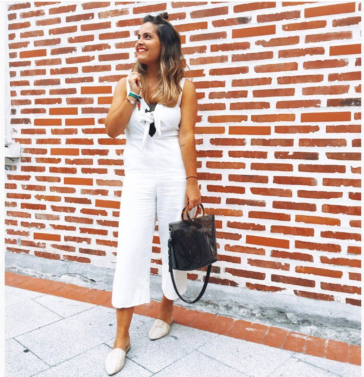 Fotos: Marina, la getxotarra que demuestra en redes que en el armario &#039;menos es más&#039;