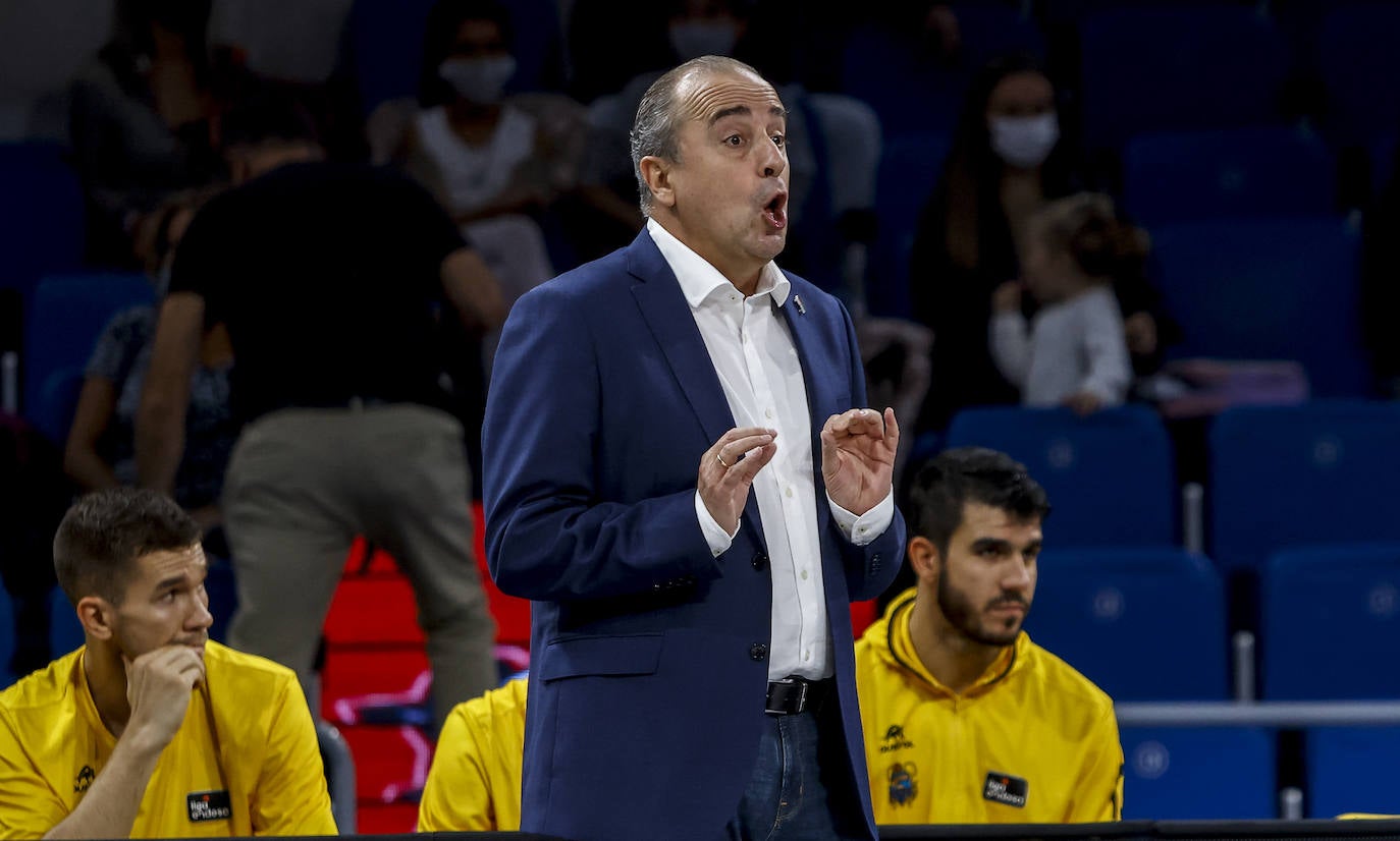 Fotos: Las mejores imágenes del Baskonia-Tenerife