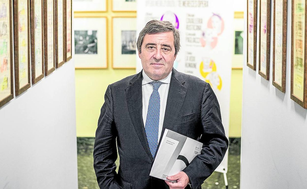 Juan Carlos Matellanes, en la sede de la ABAO.