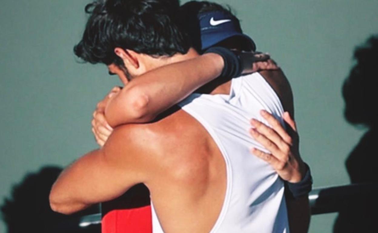 Juan Betancourt se rinde al talento de Paula Badosa: «Esta chica está hecha de otra pasta»