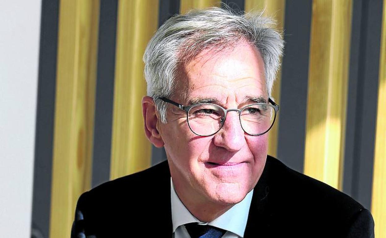 Knapp, experto en políticas relacionadas con la vejez.