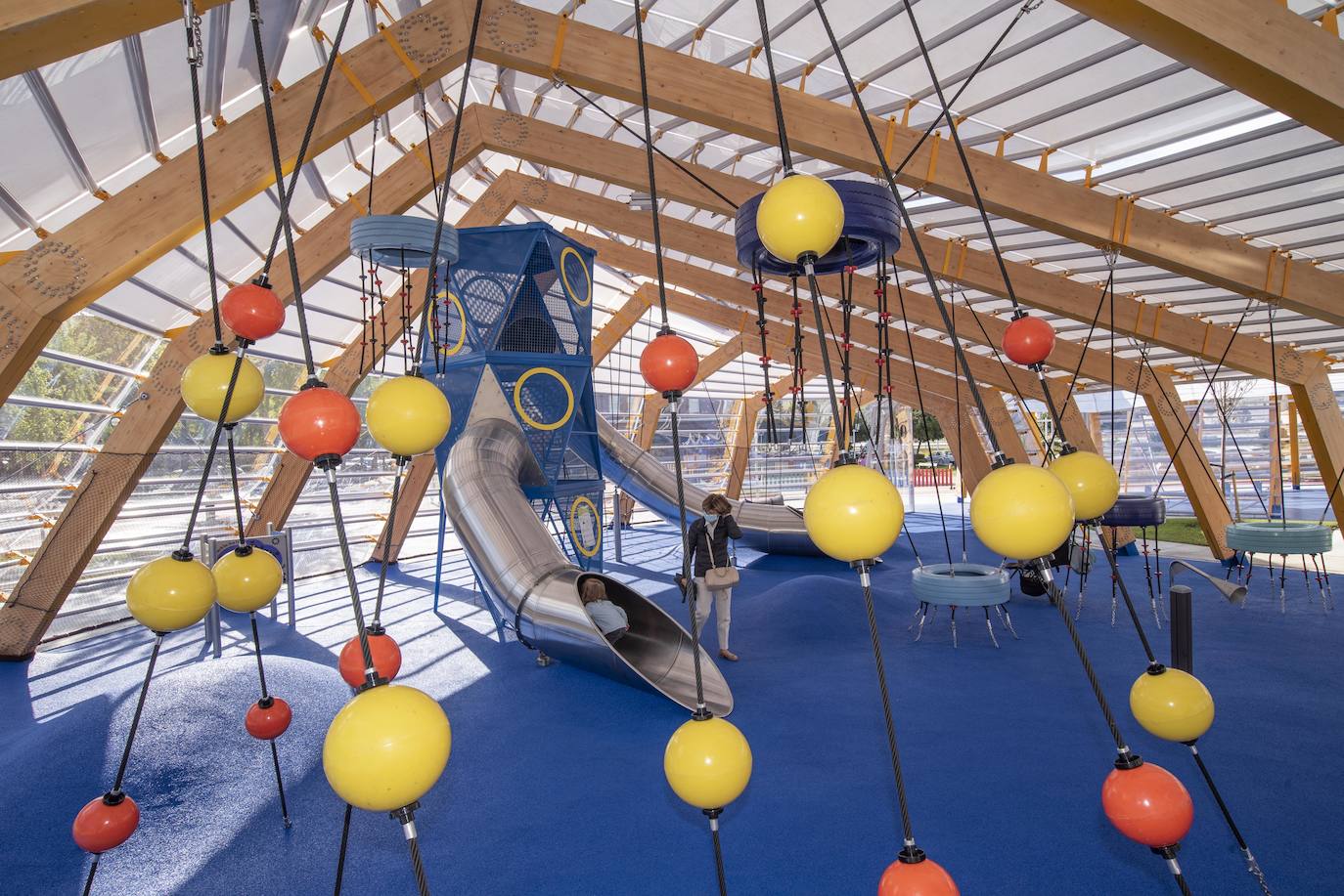 El área de juego ya ha contado esta misma mañana con sus primeros usuarios. 