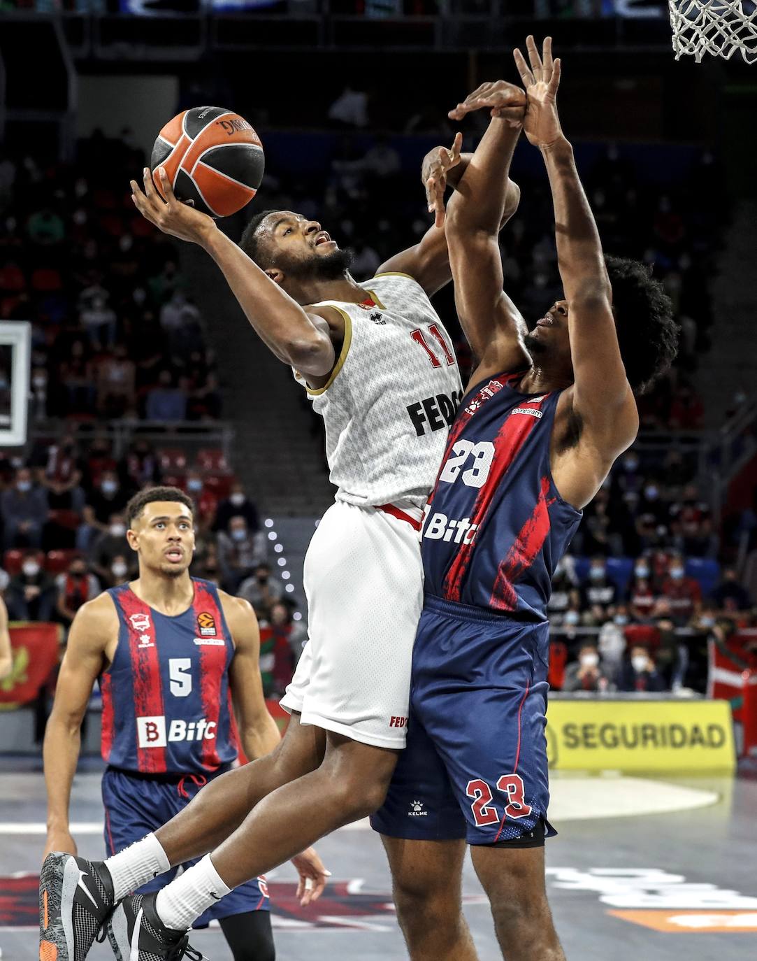 Fotos: Las mejores imágenes del Baskonia - Mónaco