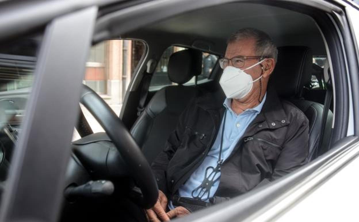 Jon Gabiña ha vuelto a conducir tras sufrir un ictus. 