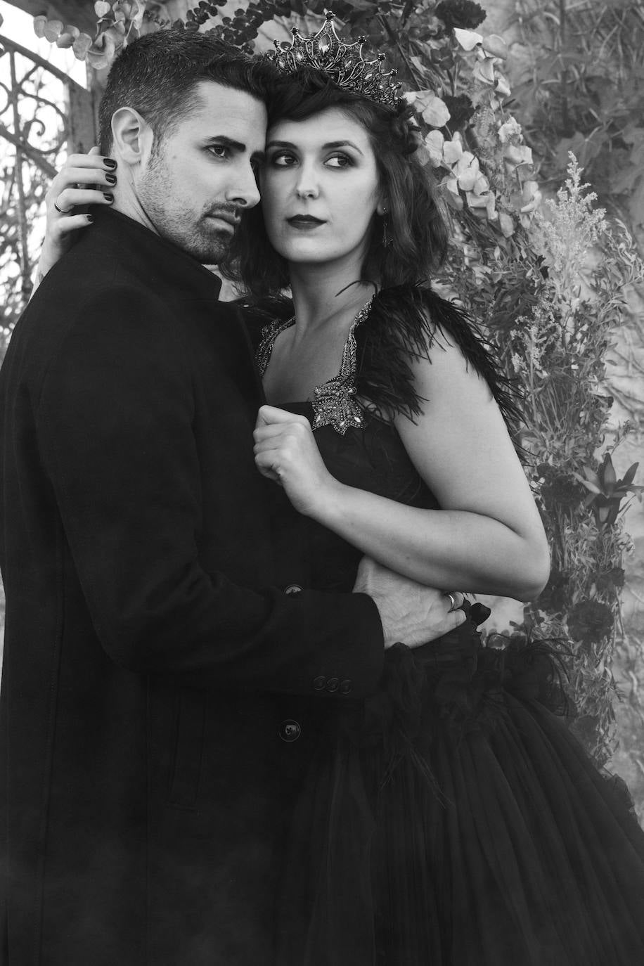 Fotos: La &#039;boda&#039; en Halloween de Emma y Gorka en La Galea: cuando los novios dan mucho miedo