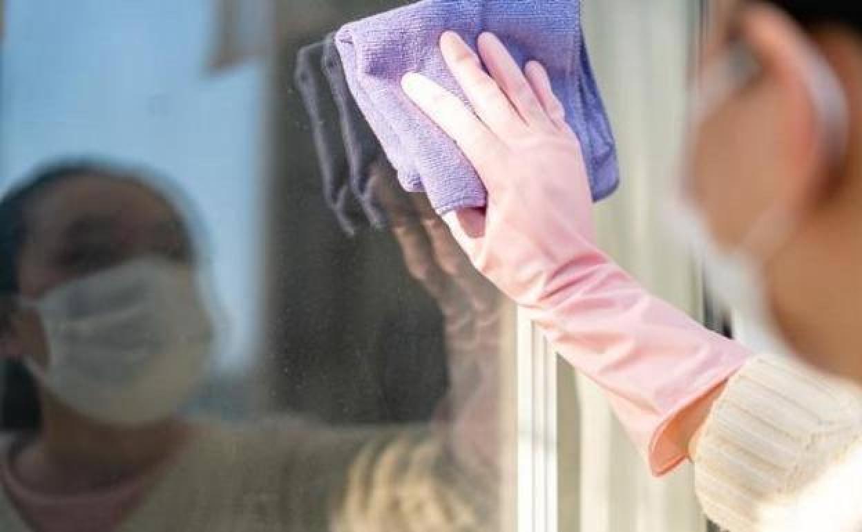 El aviso de la Seguridad Social a quienes contraten a empleadas del hogar