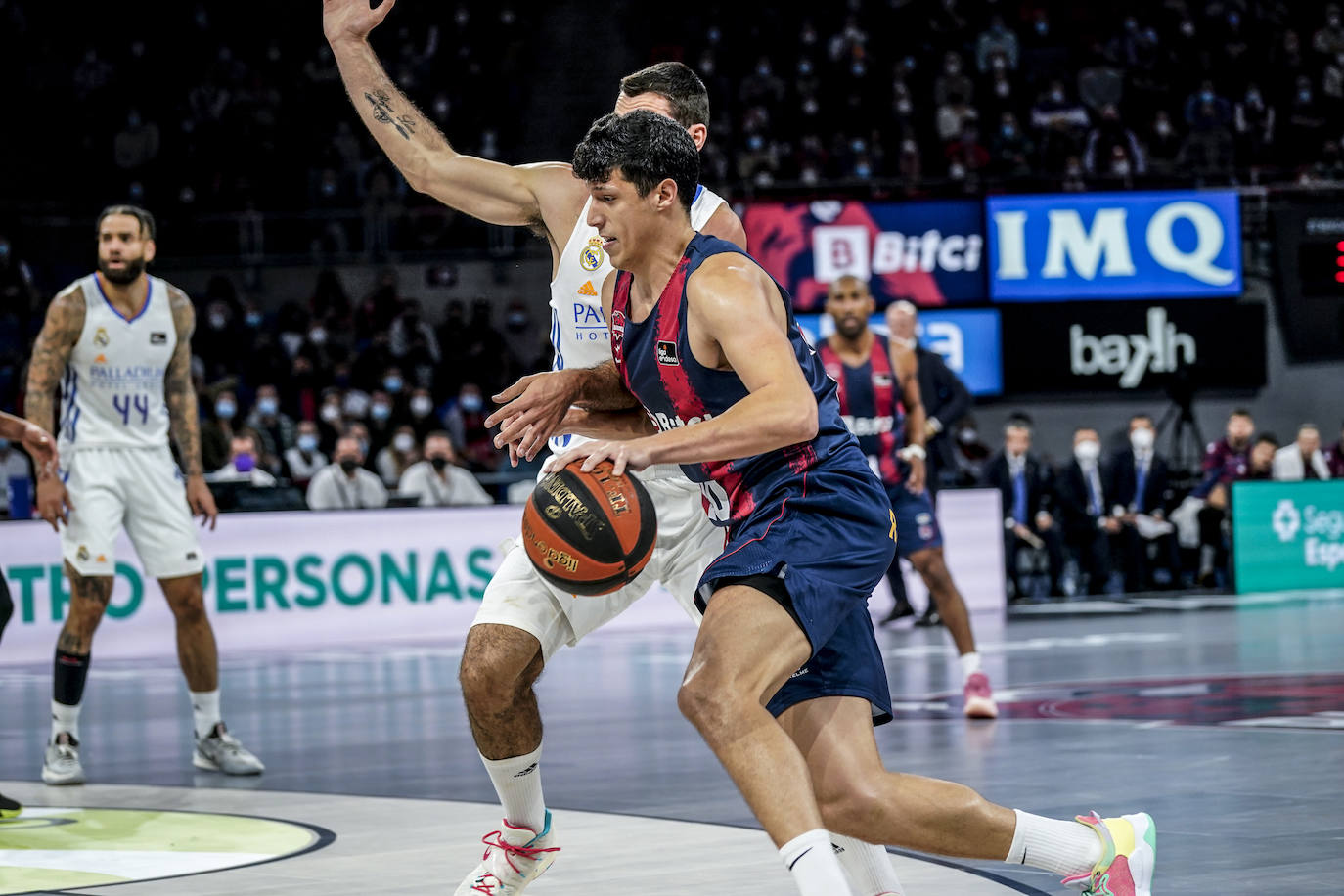 Fotos: Las mejores imágenes del Baskonia - Real Madrid