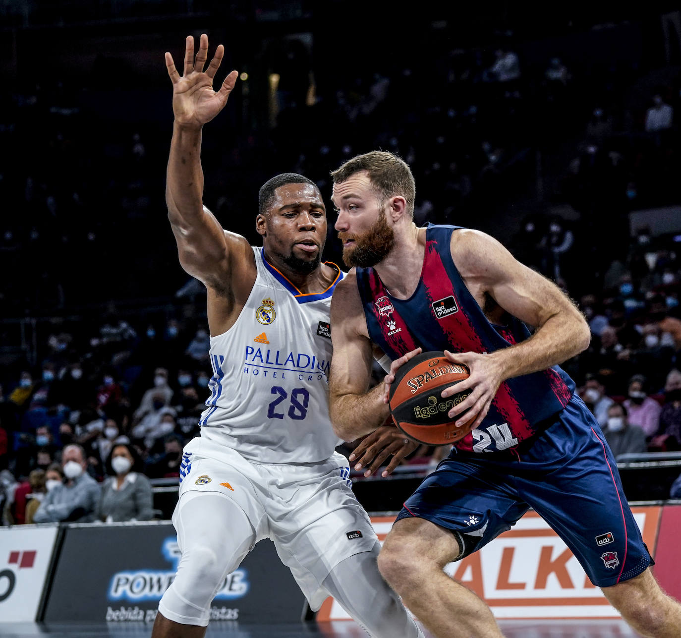 Fotos: Las mejores imágenes del Baskonia - Real Madrid