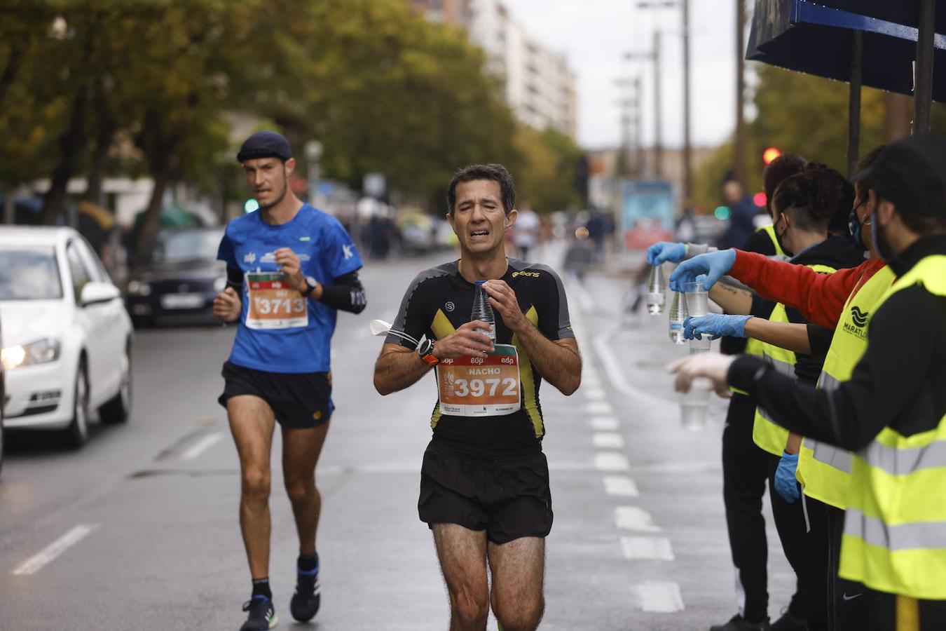 Fotos: 2.500 corredores inundan Vitoria en el Maratón Fiz