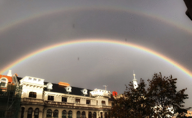 El aroiris en el cielo de Bilbao. 
