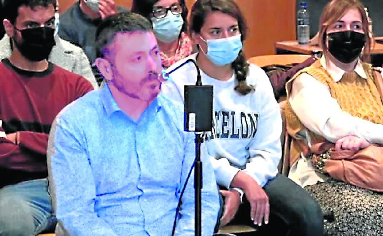 Pedro Nieva Abaigar, durante su declaración en la sala de vistas de la Audiencia Provincial.