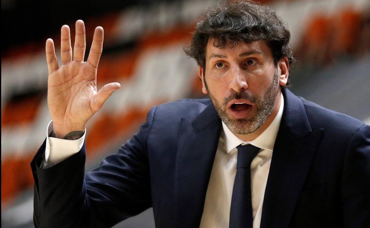 Surne Bilbao Basket: Mumbrú: «Si no crees que es posible ganar al Real Madrid casi es mejor ni ir»