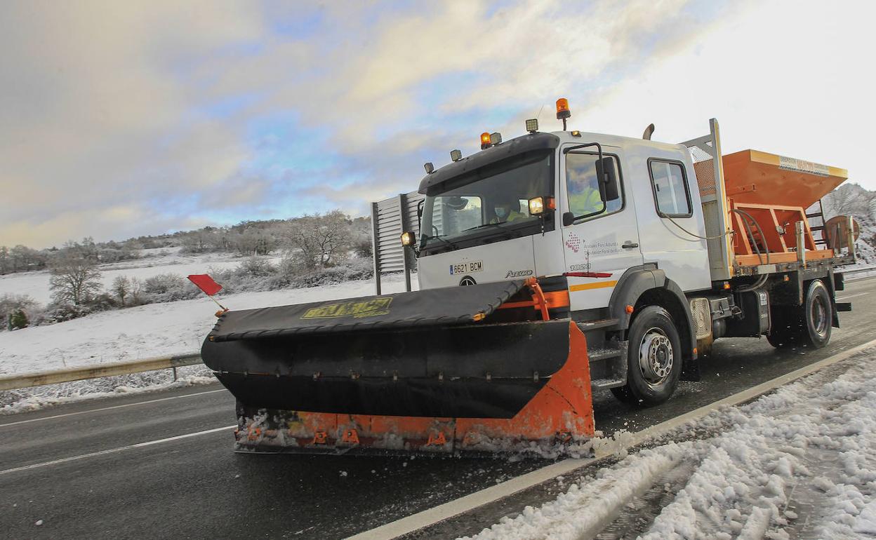 Plan de Vialidad Invernal 2021/2022: Álava recluta a 230 profesionales frente al hielo y la nieve en sus 1.500 kilómetros de carreteras