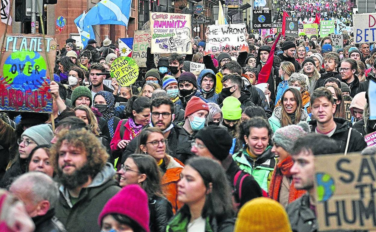 Participantes en la manifestación del pasado sábado en Glasgow. 