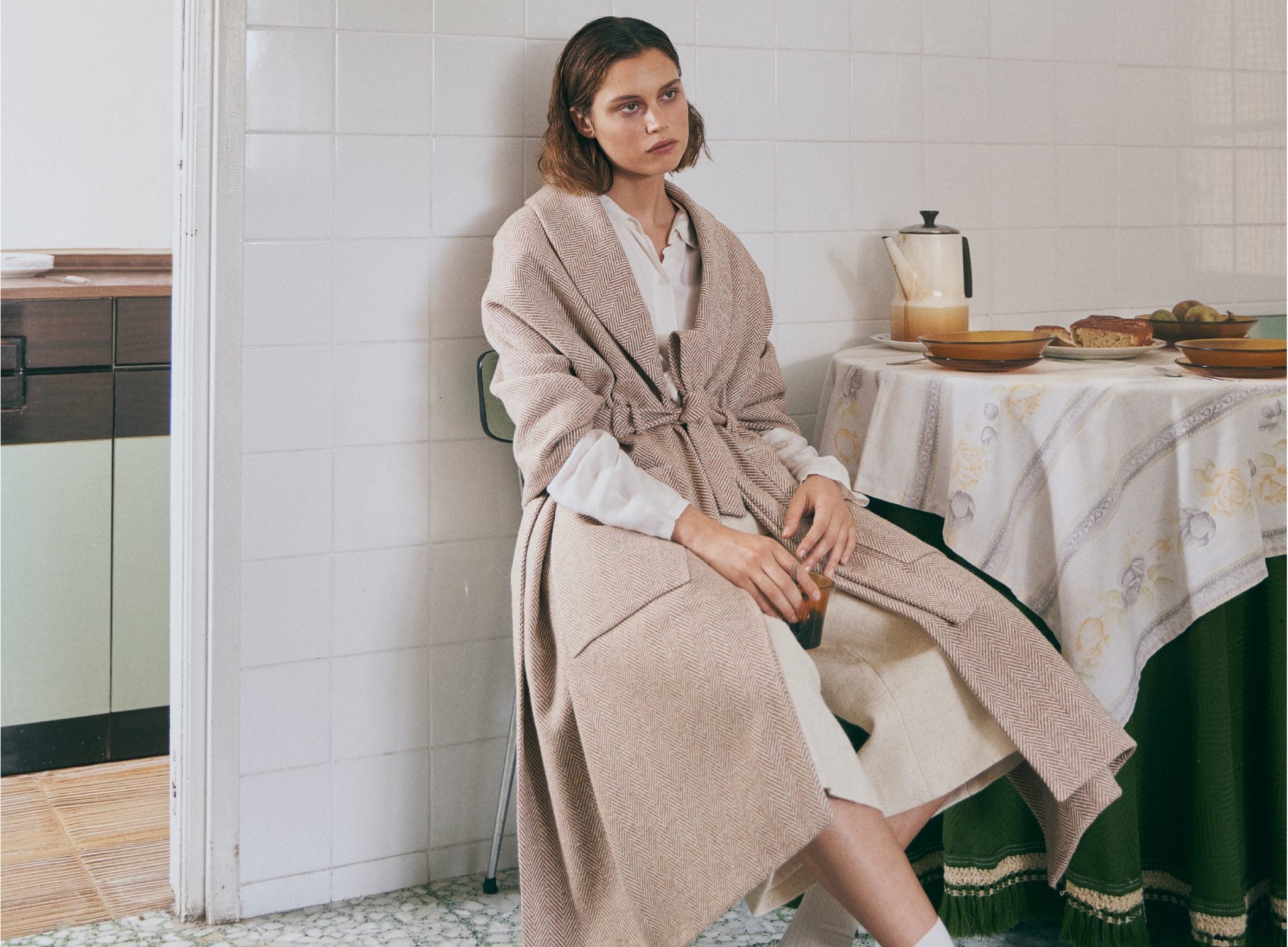 Fotos: Los abrigos de una diseñadora vasca dan una nueva vida a la lana latxa