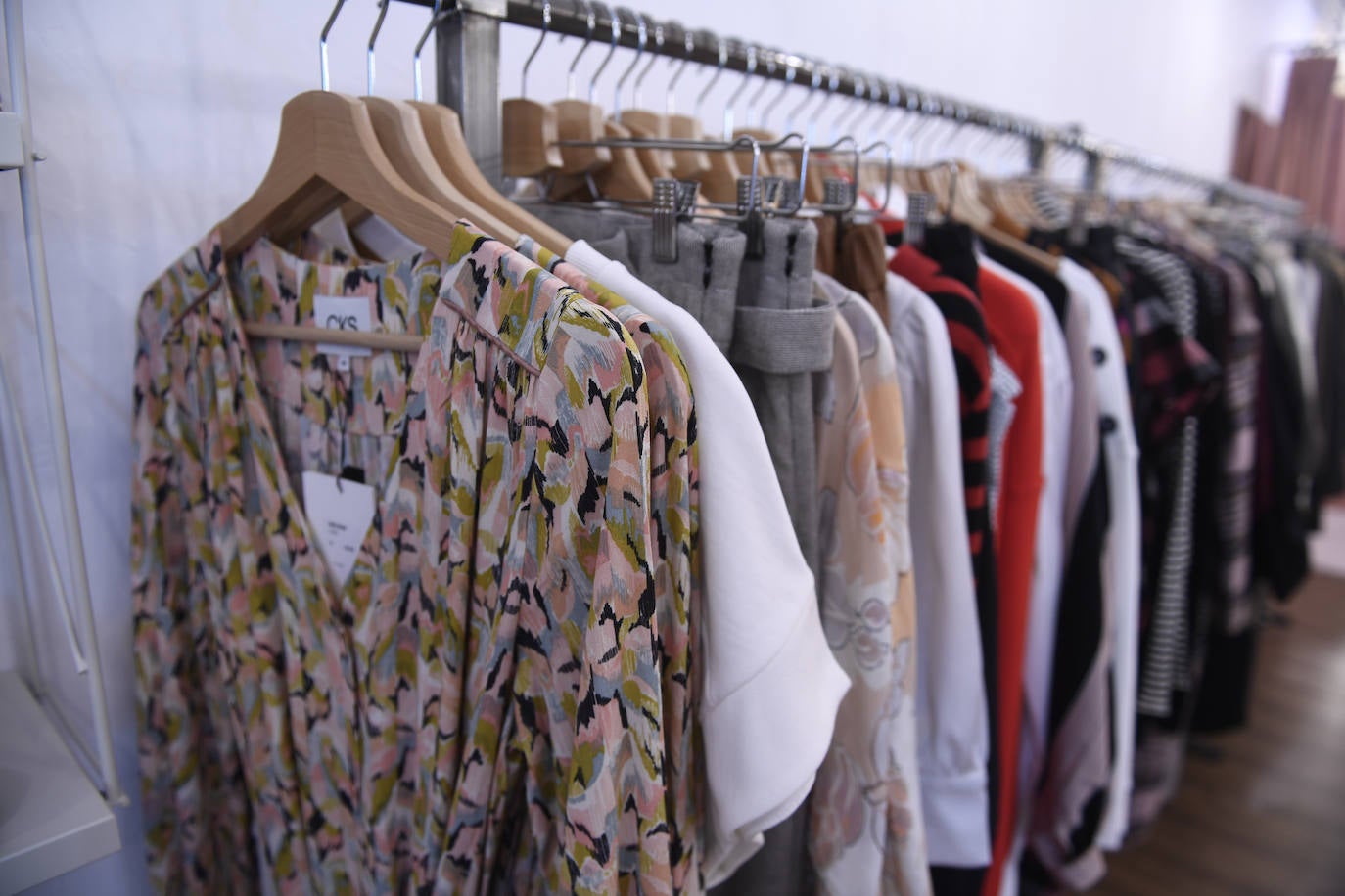 Fotos: Ni flecos, ni volantes: Así es la tienda de estos dos amigos en Bilbao La Vieja