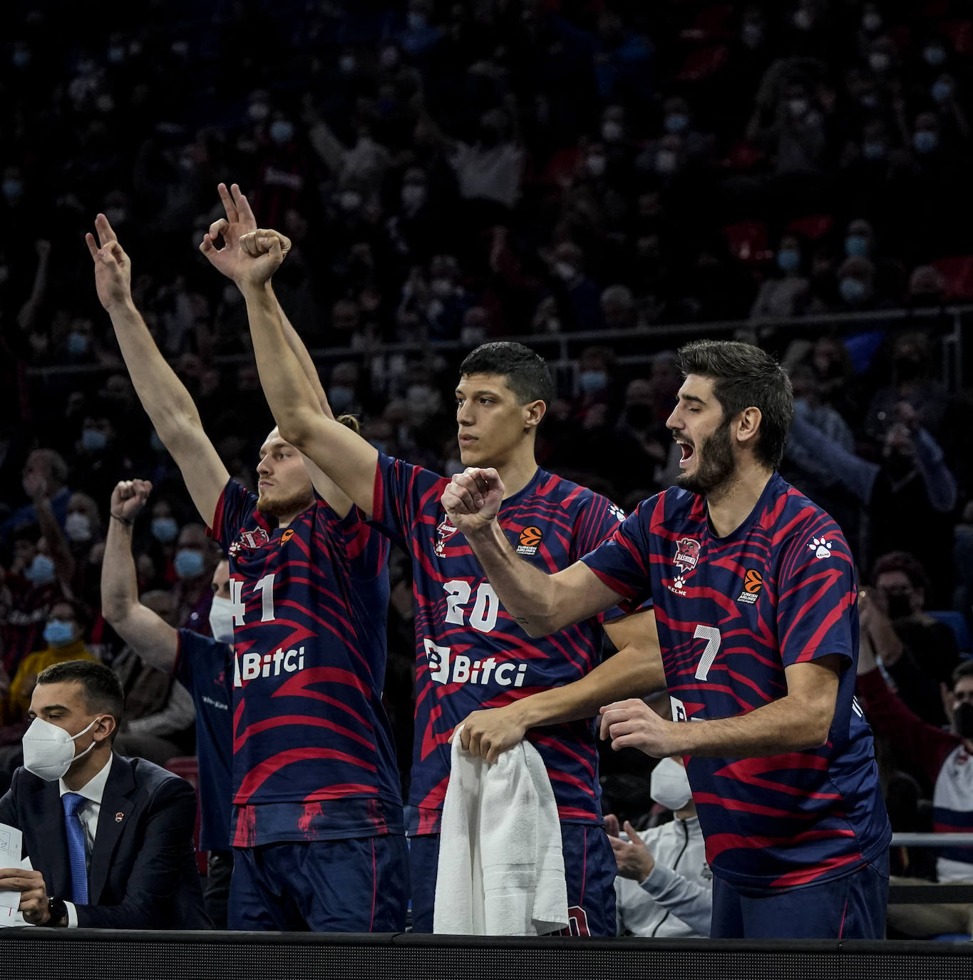 El Baskonia recibe al Estrella Roja en el Buesa Arena.