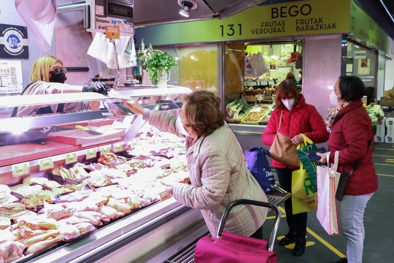 Fotos: Los comerciantes de La Ribera advierten el alza de los precios para Navidad