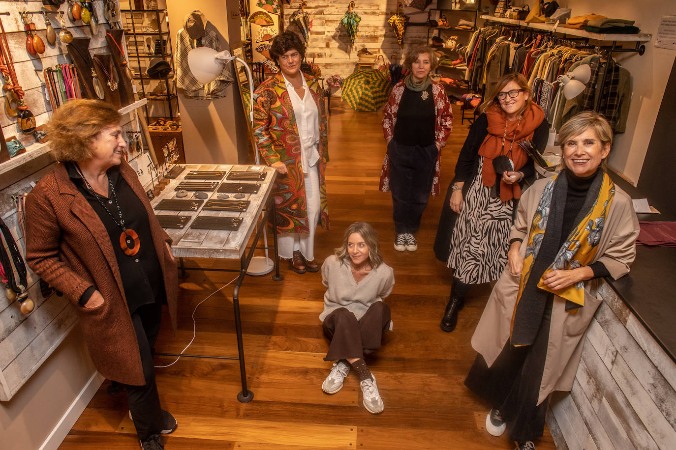 Tiendas en Bilbao: Cinco mujeres creadoras abren una tienda efímera en el  centro de Bilbao | El Correo