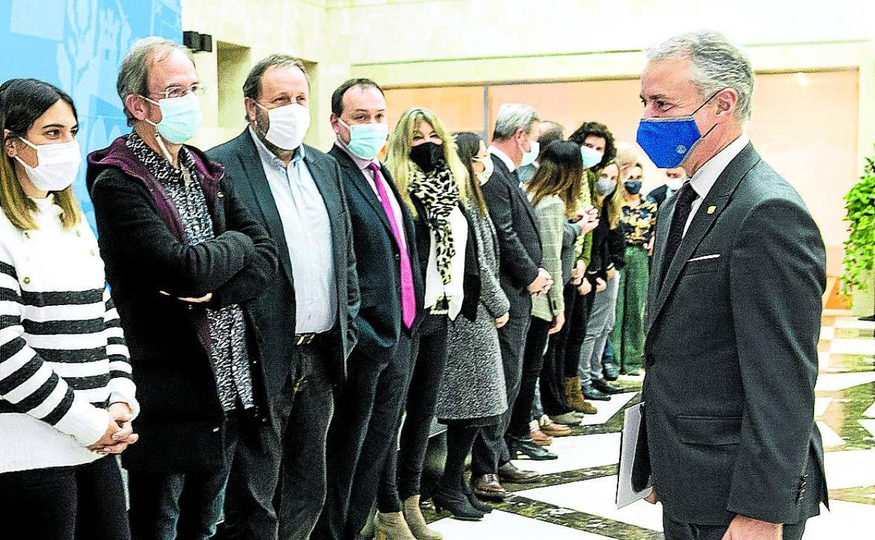 Urkullu se reunió ayer con el Consejo Asesor del Euskera.