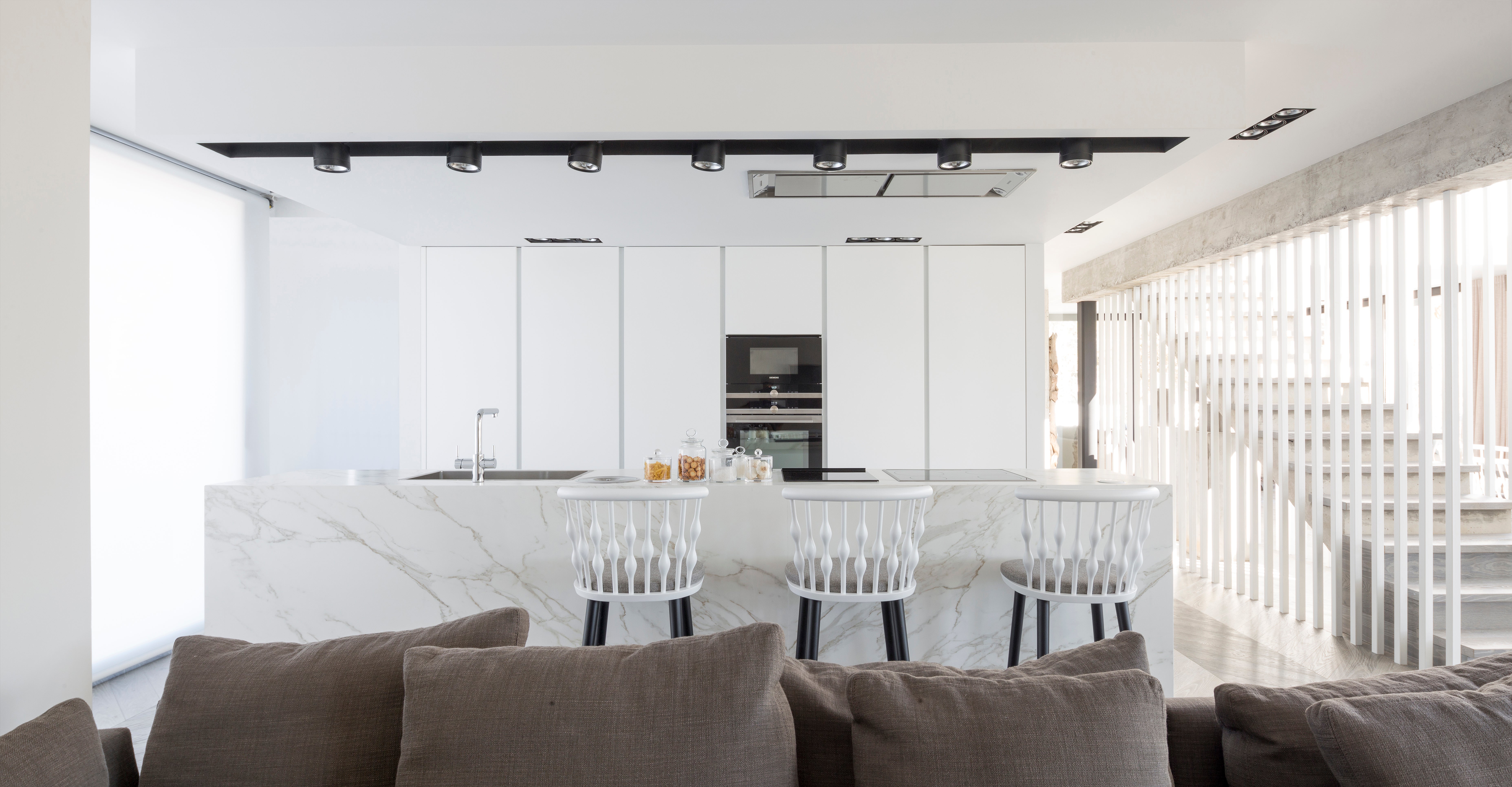 Fotos: Una interiorista vizcaína reforma el lujoso chalet de un futbolista en Ibiza