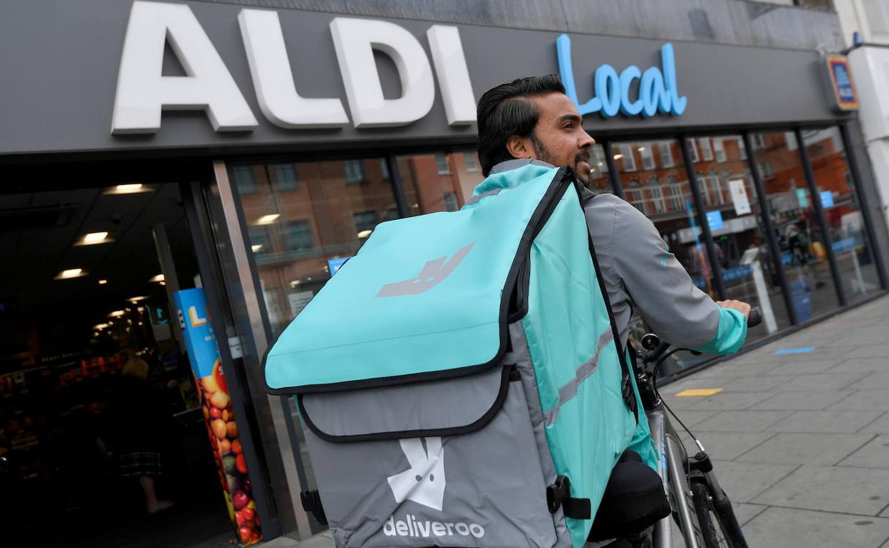 'Rider' de la compañía Deliveroo. 