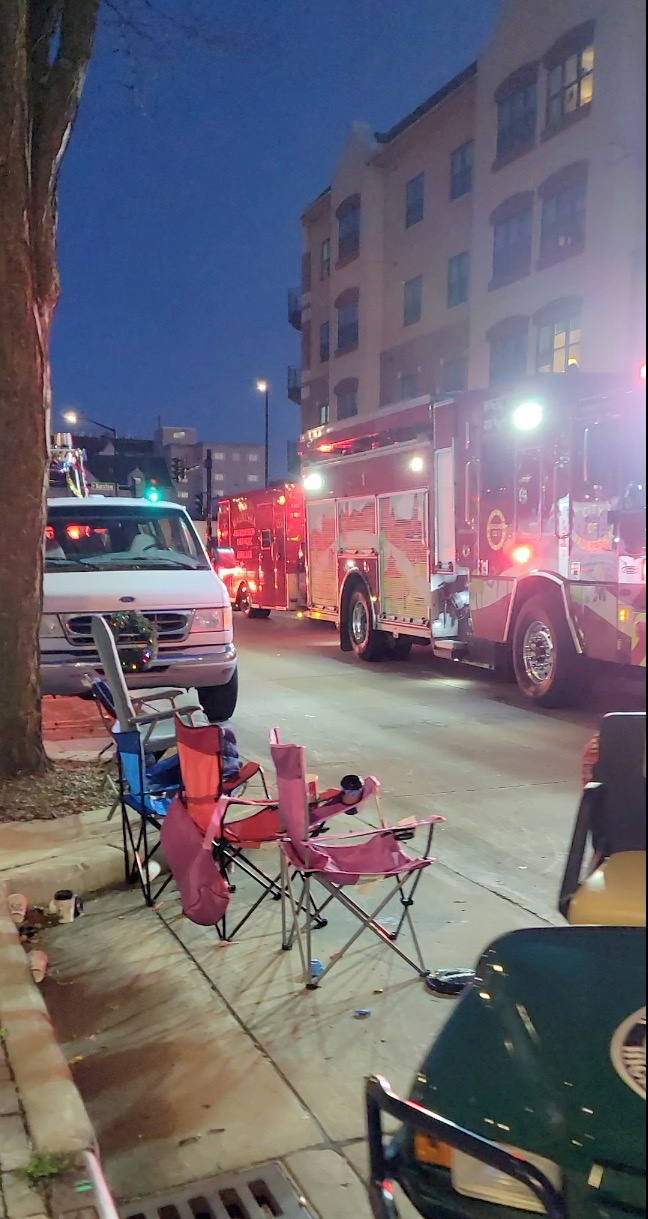 Fotos: Tragedia en Wisconsin: al menos cinco muertos y más de 40 heridos al abalanzarse un coche contra un desfile navideño