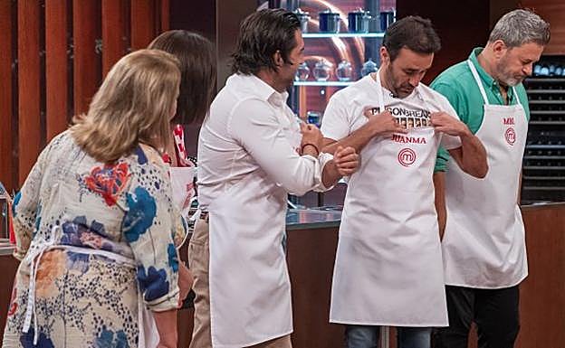 Un abandono, una trampa y un ataque de nervios en 'Masterchef celebrity'