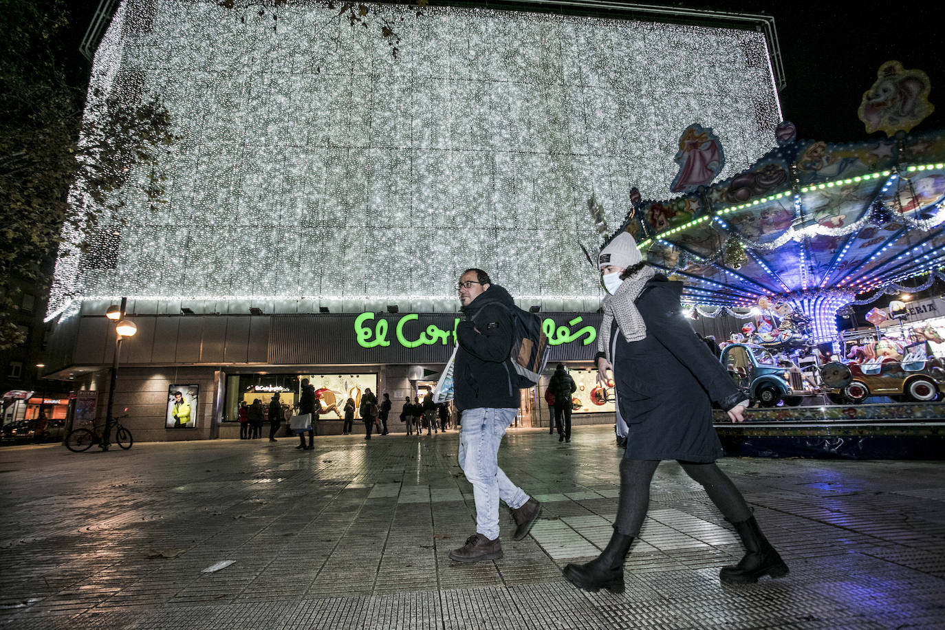 Fotos: Vitoria ya disfruta de su alumbrado navideño