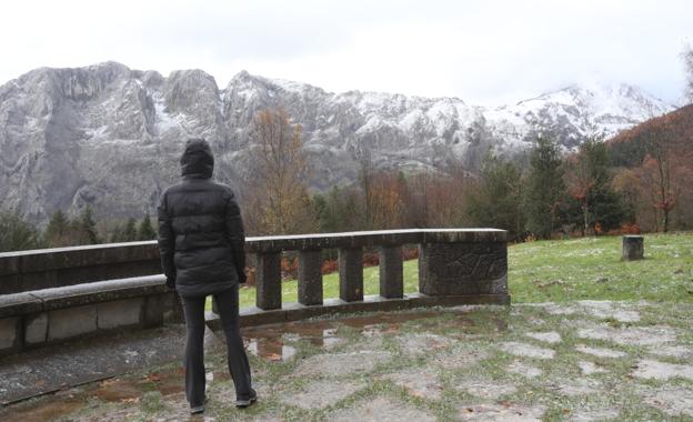 Directo | Primeras nieves en el Urkiola, granizo y lluvias en toda Bizkaia 