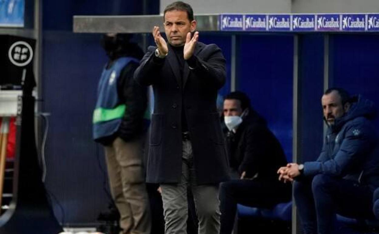 Calleja: «Las eliminaciones de los últimos años tienen que ser nuestra motivación»