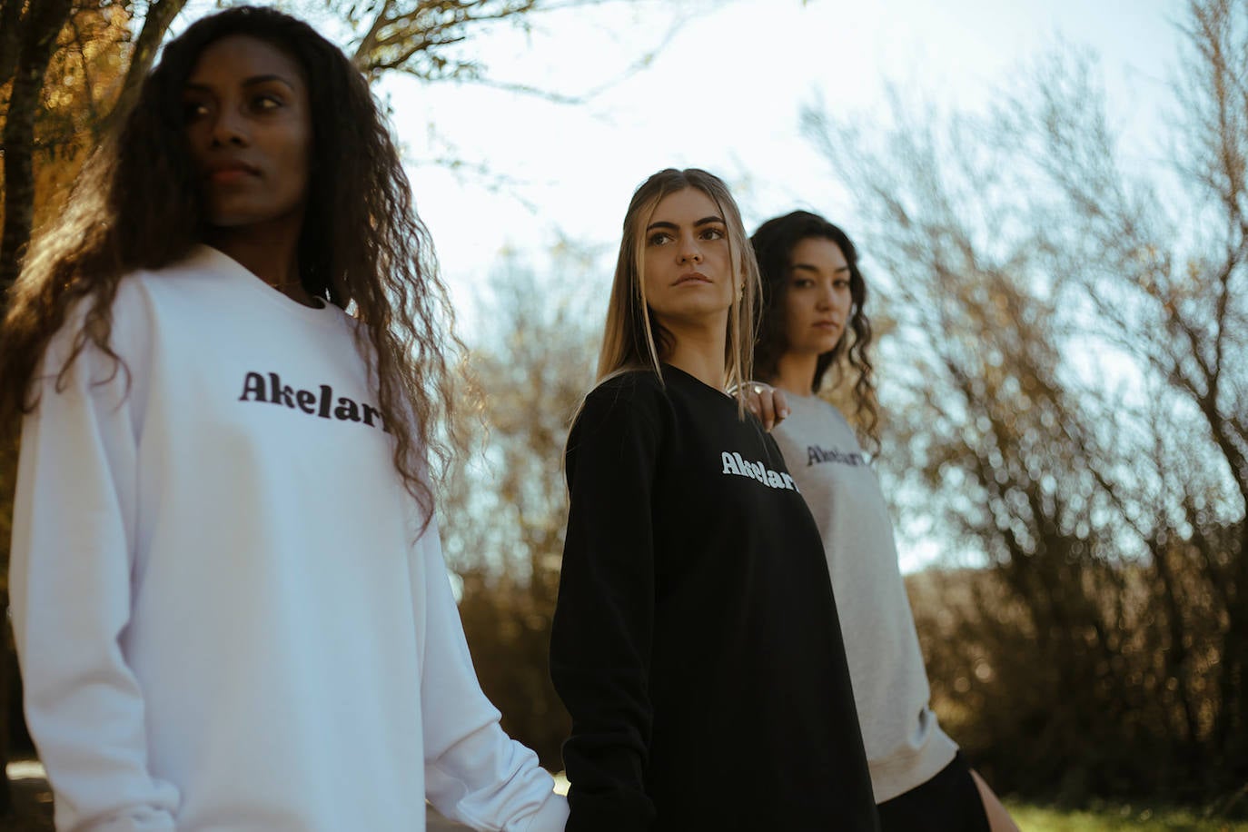 Fotos: Sesión de fotos de Akelarre en el bosque de Zabalgana