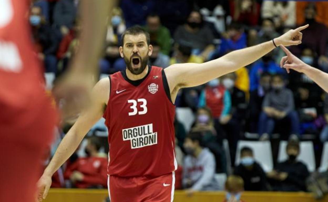 Brutales 19 puntos y 16 rebotes de Marc Gasol en su debut en Leb Oro