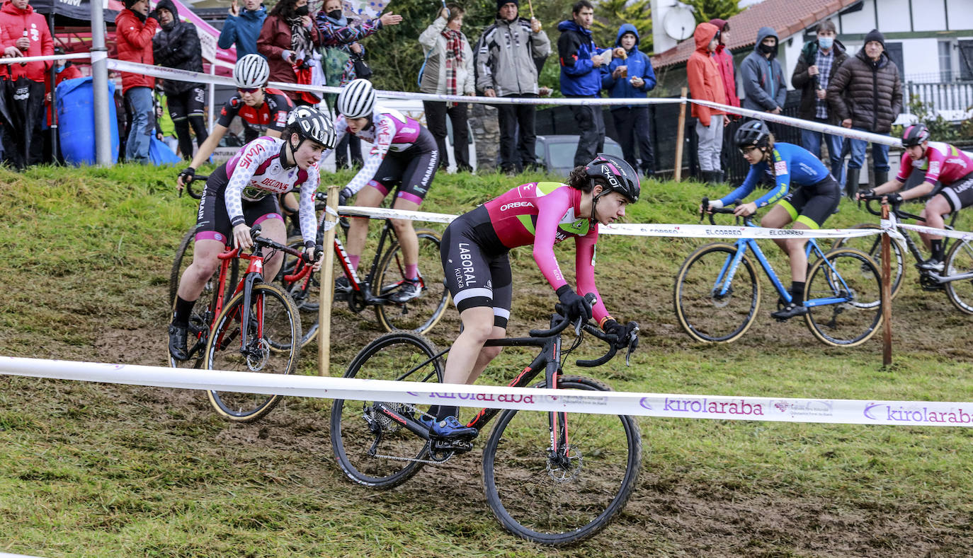 Fotos: Las mejores imágenes del XXXV Trofeo San Andrés de ciclocross