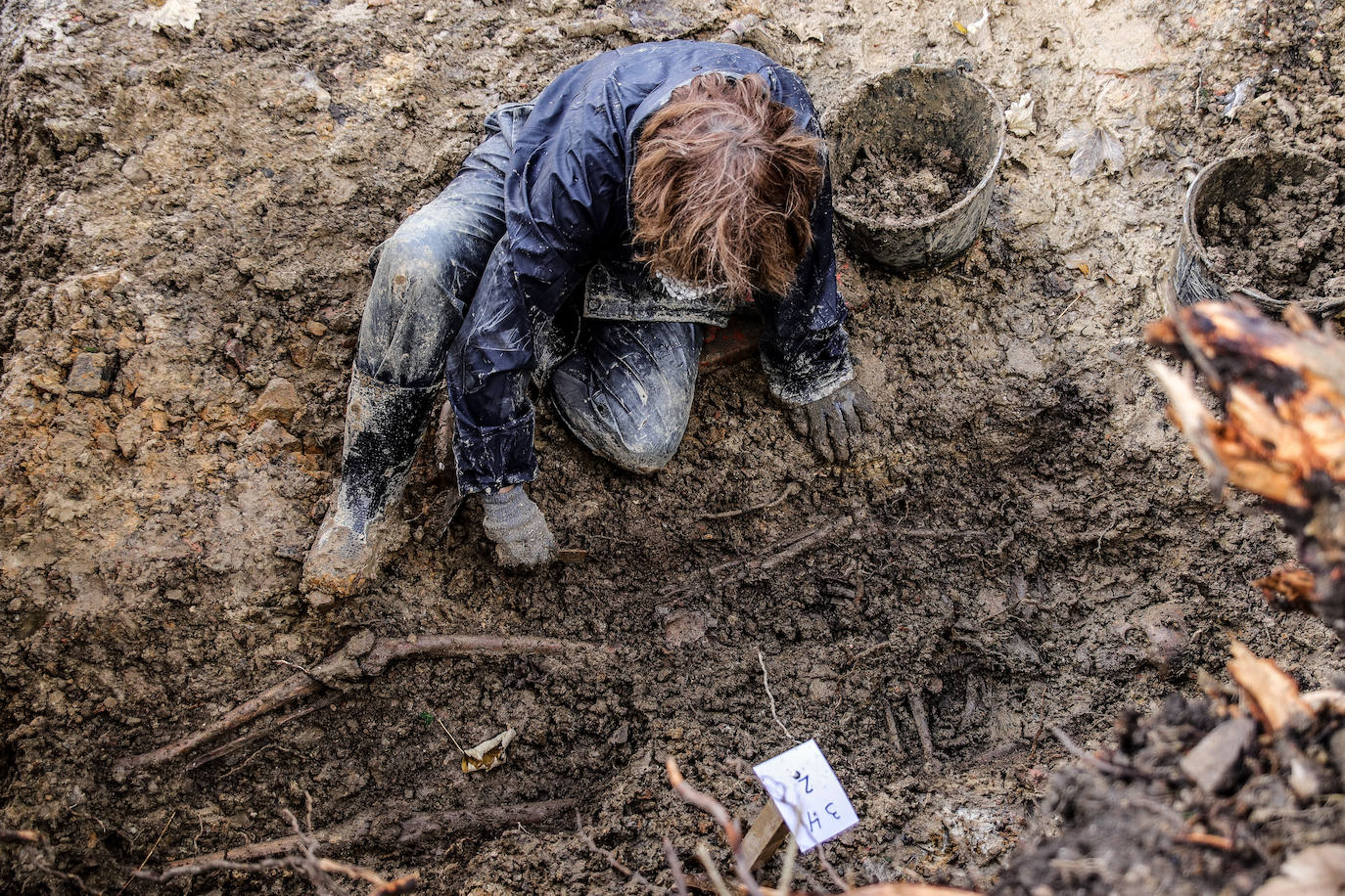 Fotos: Comienza la exhumación de 60 víctimas de la Guerra Civil en el cementerio de Begoña