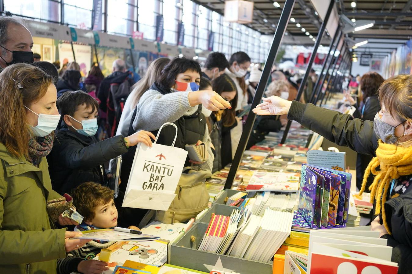 Fotos: Segunda jornada de la Azoka
