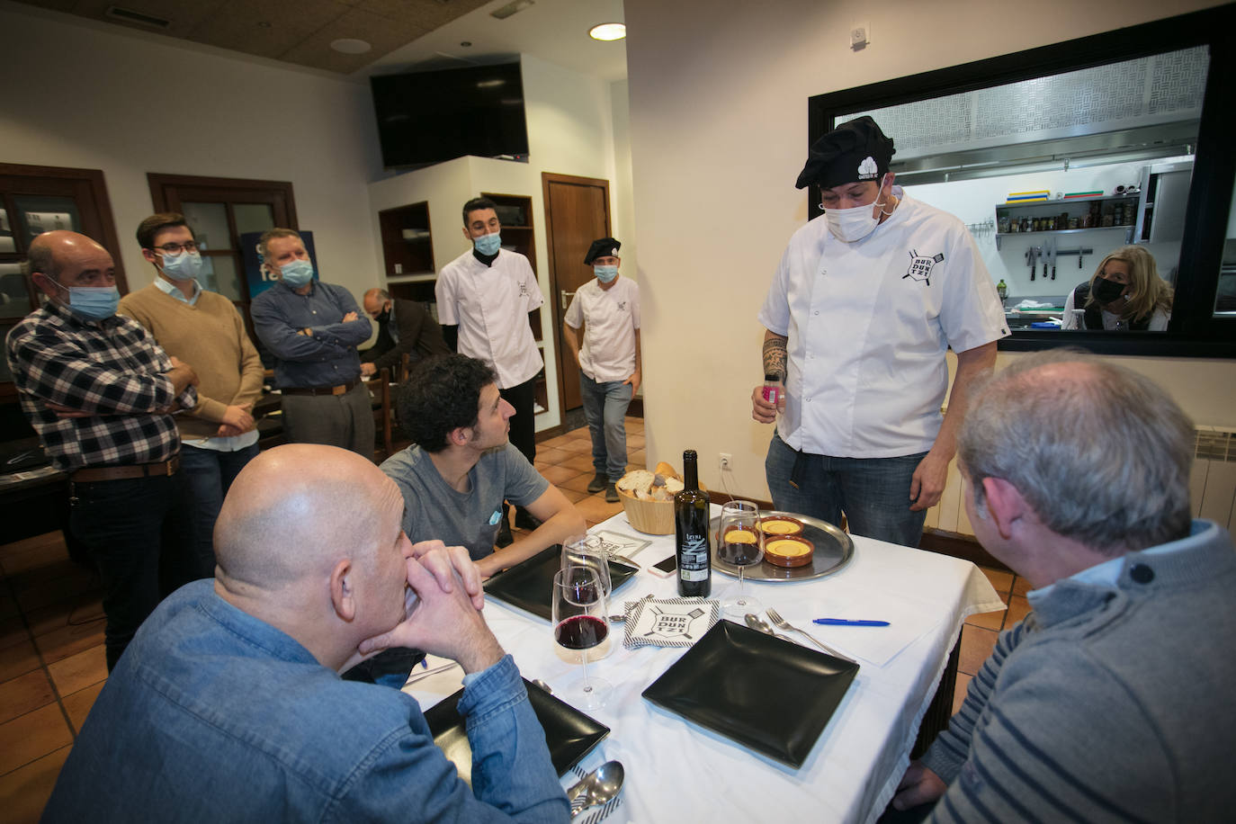 Fotos: Burduntzi sorprende con el primer postre del concurso