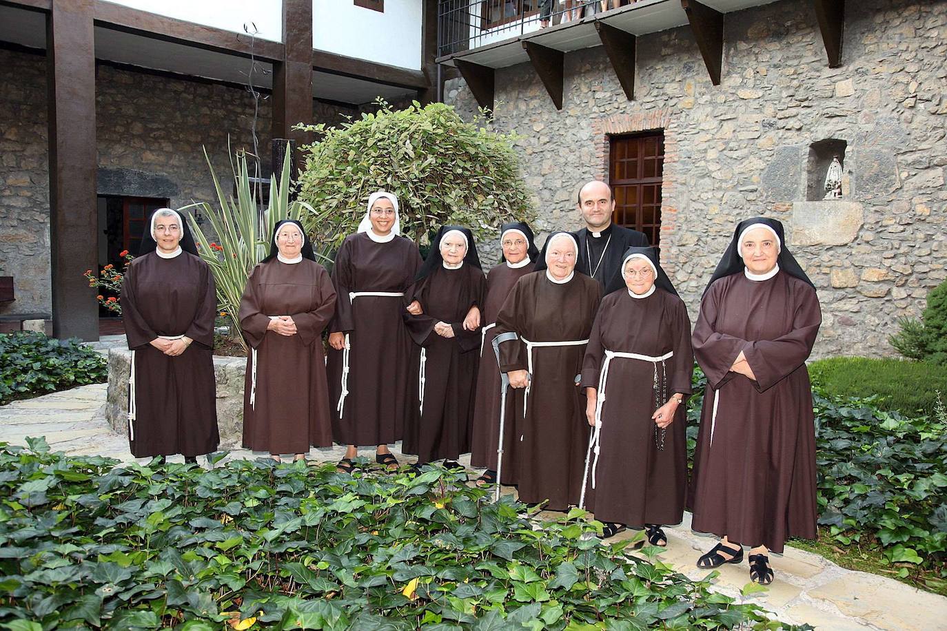 Asisitó al acto de conmemoración de los 400 años de la presencia de las monjas clarisas en Tolosa en el año 2011