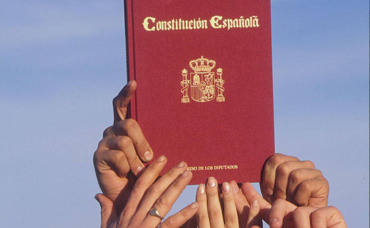 Ciudadanía y nuevo pacto constitucional