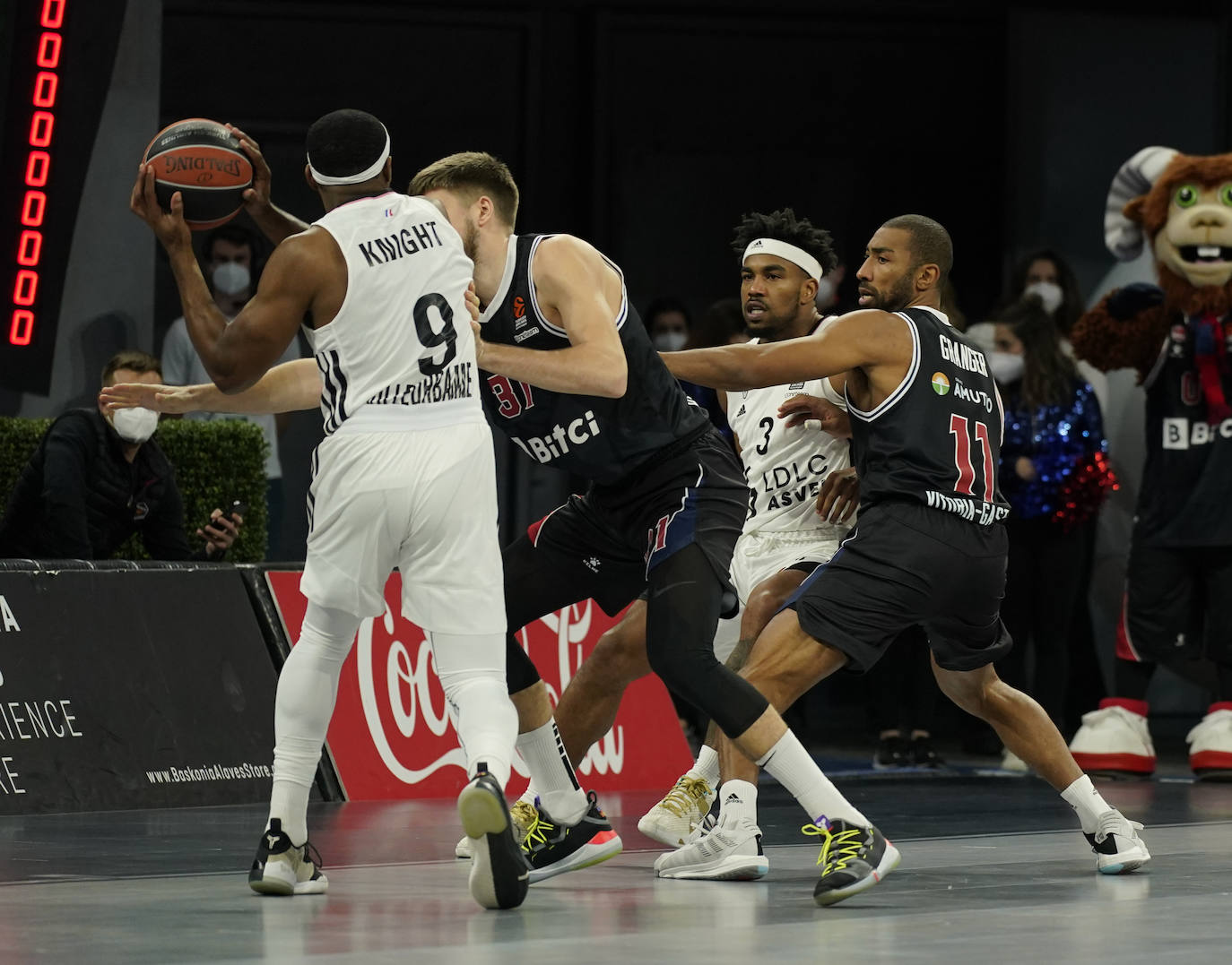 Fotos: Las mejores imágenes del Baskonia - Asvel